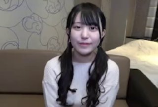 太刺激！母子乱伦现场直播！大屁股姨妈骑外甥的大鸡吧，老妈口交